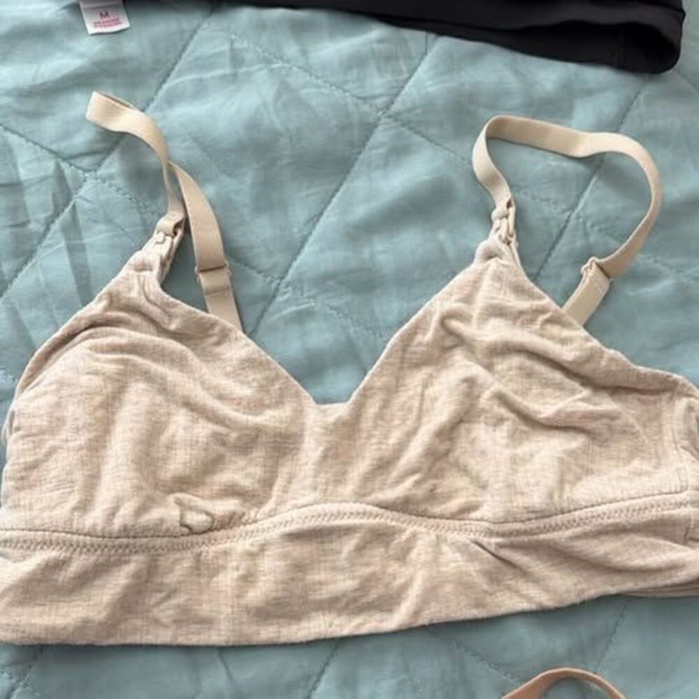 Pumping/Nursing Bras - Picture 6 of 8